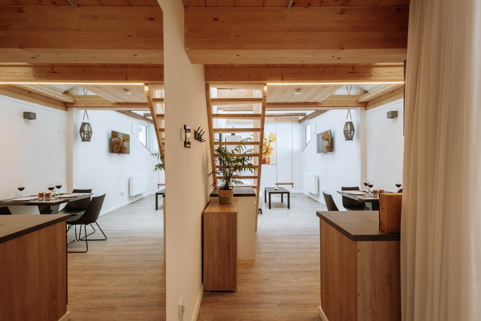Modern Elegance Lofts - Wohnen Auf Zwei Ebenen Διαμέρισμα Πασάου Εξωτερικό φωτογραφία